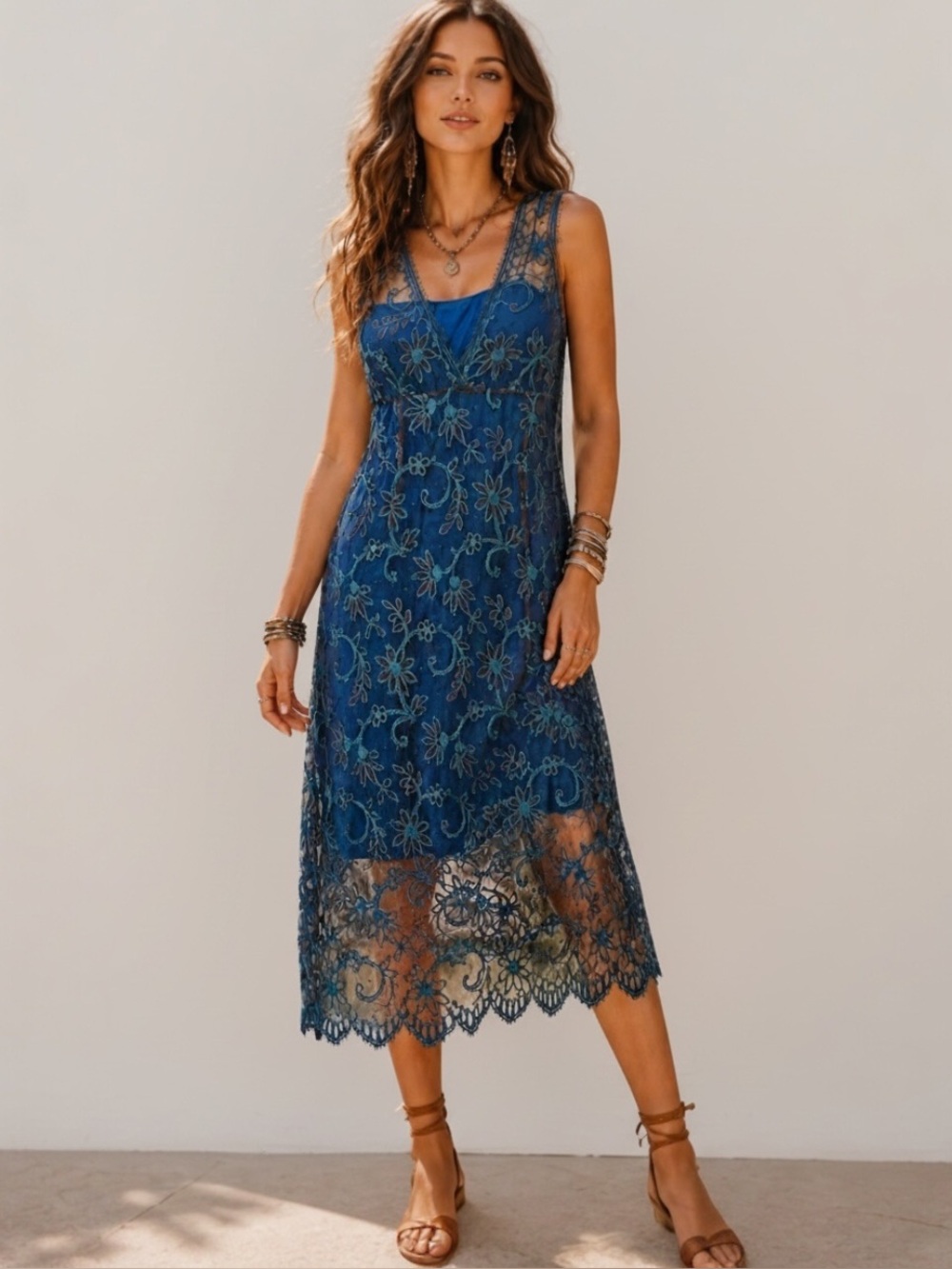 Vintage Women’s Brown & Blue Floral Lace w/ Royal Blue slip Unbranded Sz S